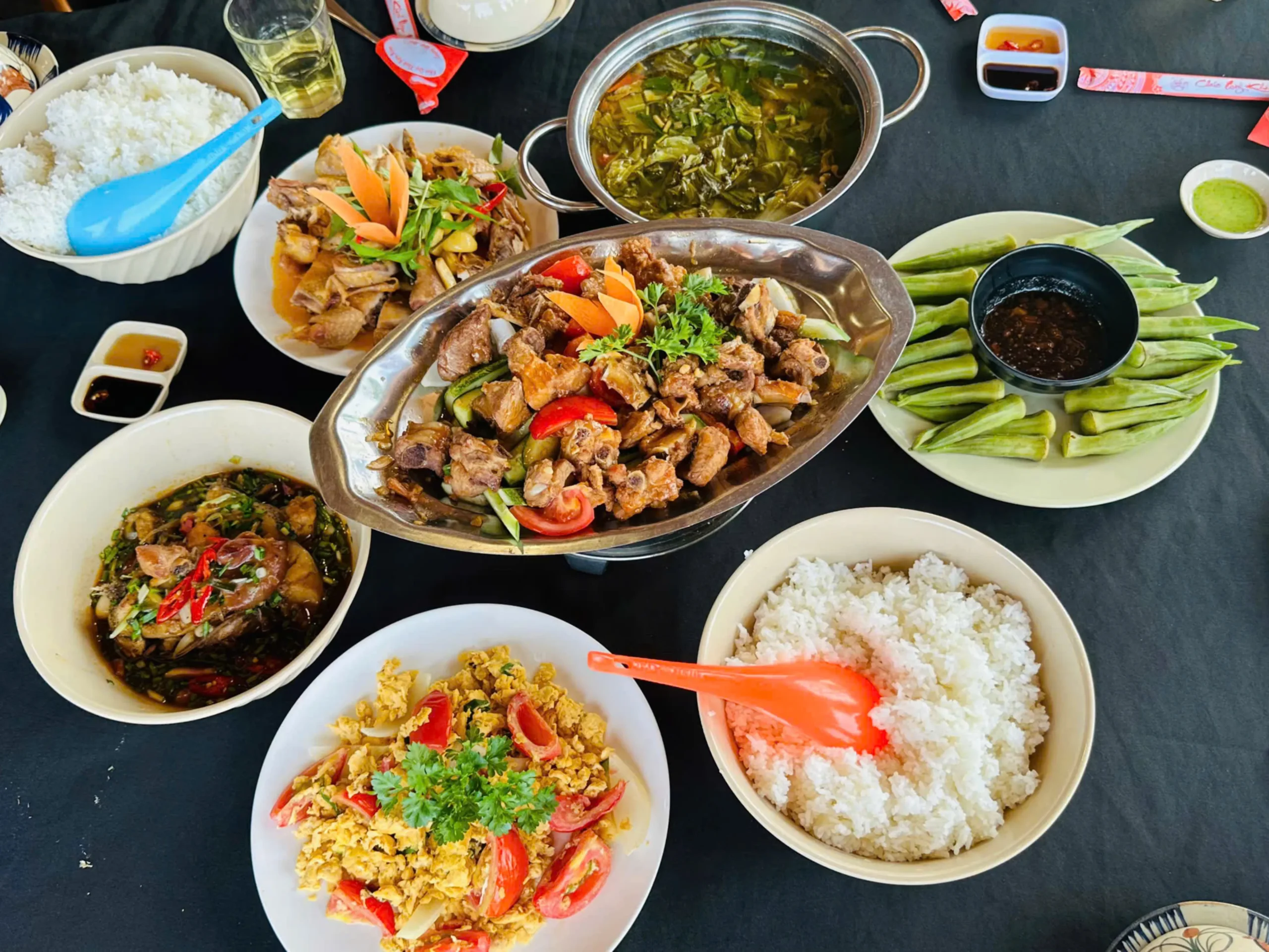 Dịch vụ chất lượng, không gian nhộn nhịp