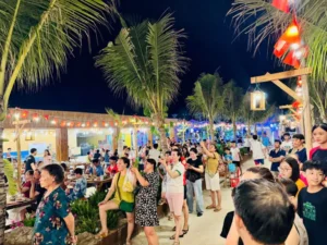 Không khí tại Nhà Hàng Hải Sản Vịnh Cam Ranh 04