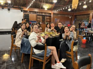 Không gian tại nhà hàng cơm niêu và hải sản Việt Xưa - Ảnh 4